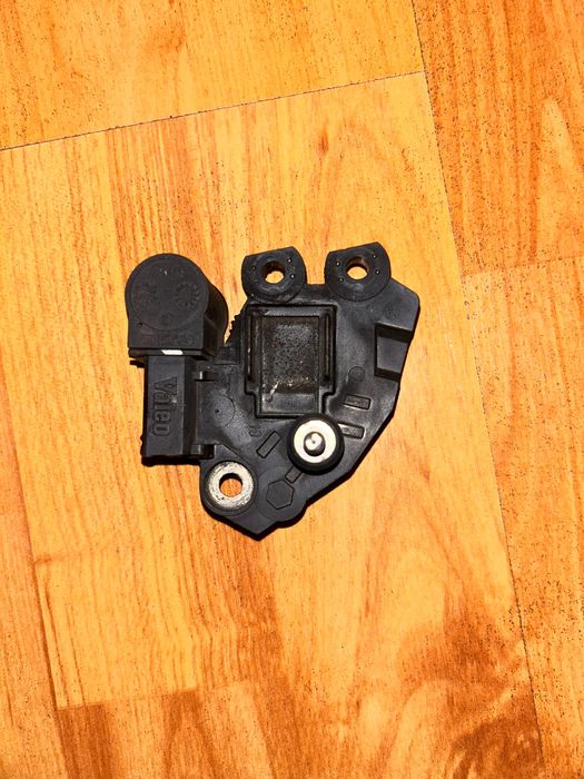 Releu alternator Valeo