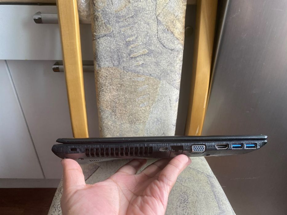 Acer intel core i3 Skylake/Nvidia GeForce