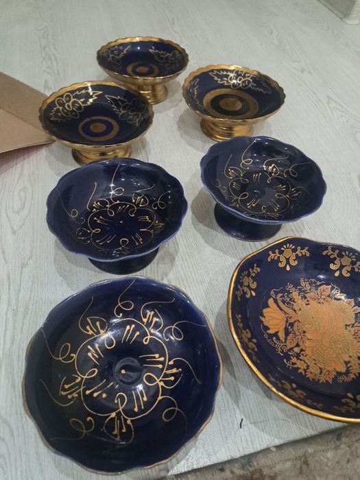 Xrustall va paxta gul idishlar