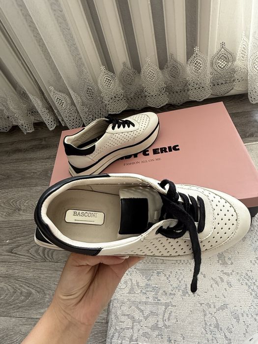 Кроссовки Баскони