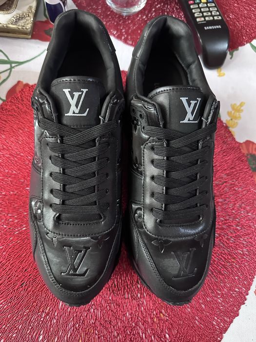 Louis Vuitton marimea 41