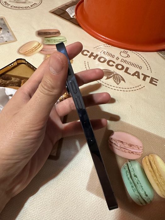 Продам айфон 13 про