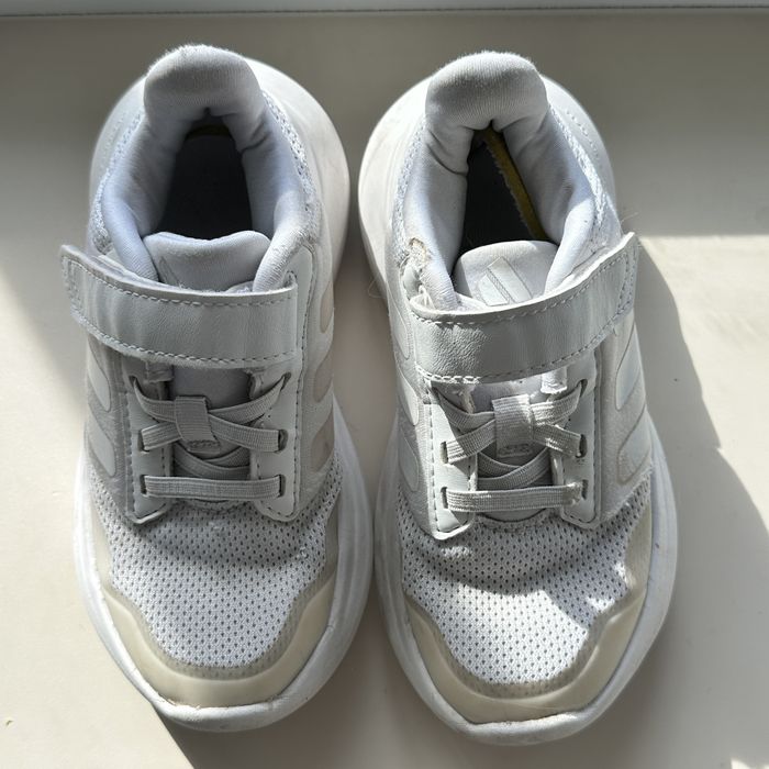 Кроссовки adidas детские