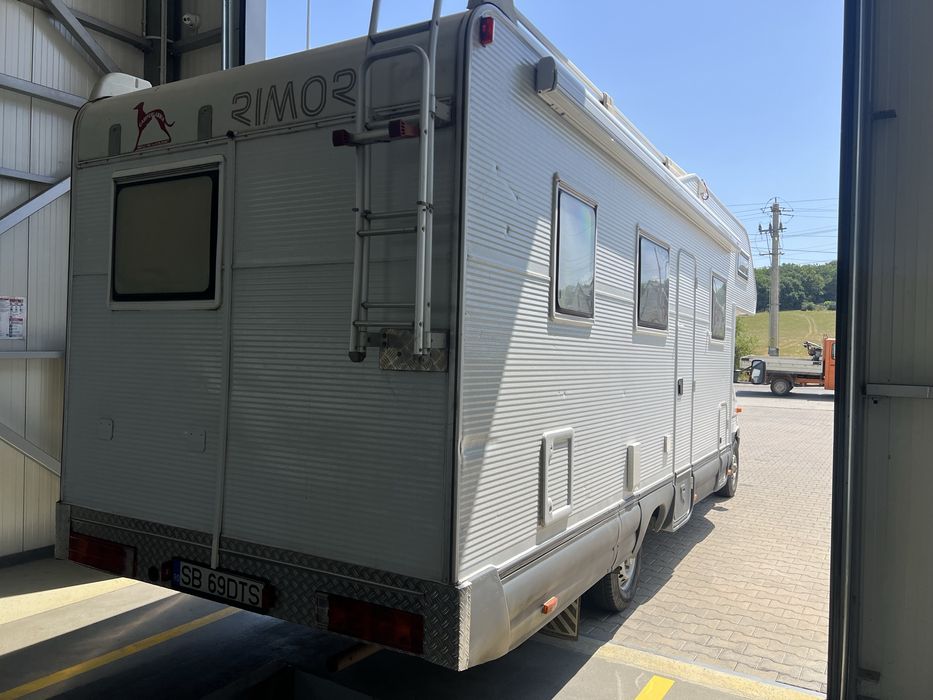 Vand autorulota Mercedes Spriinter312