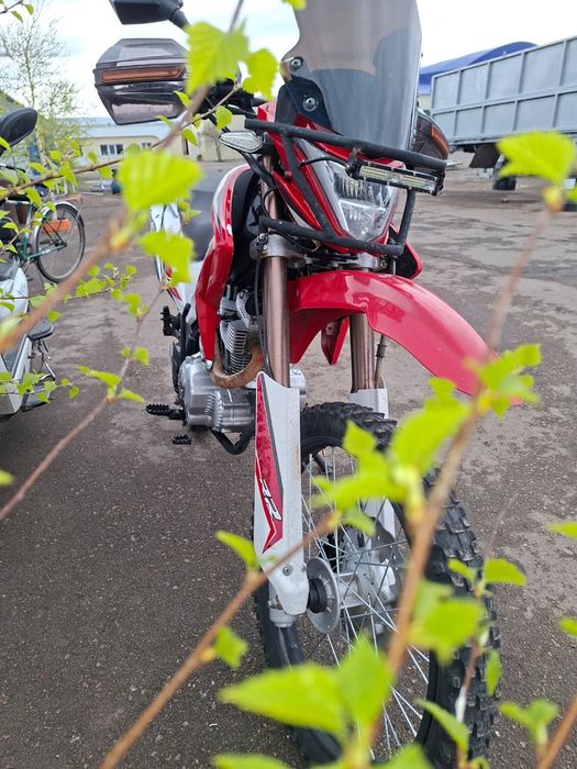 Продам мотоцикл Yaki 250