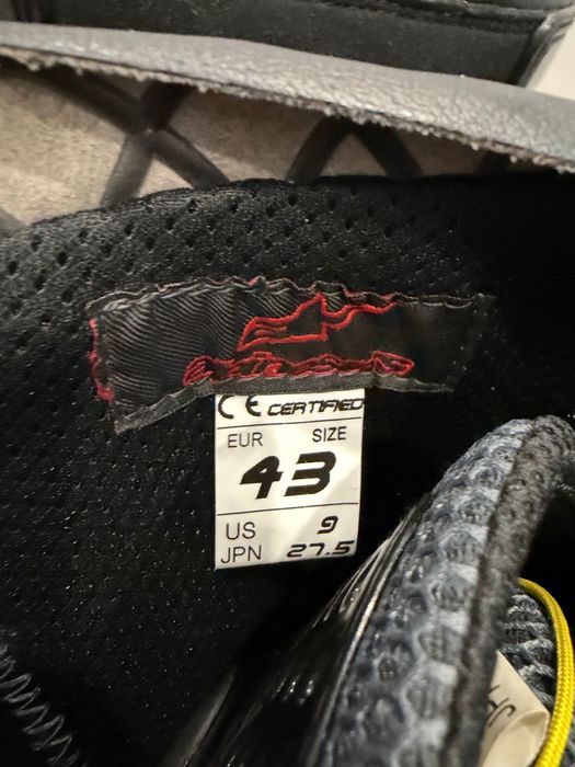 Мотоциклетные ботинки Alpinestars