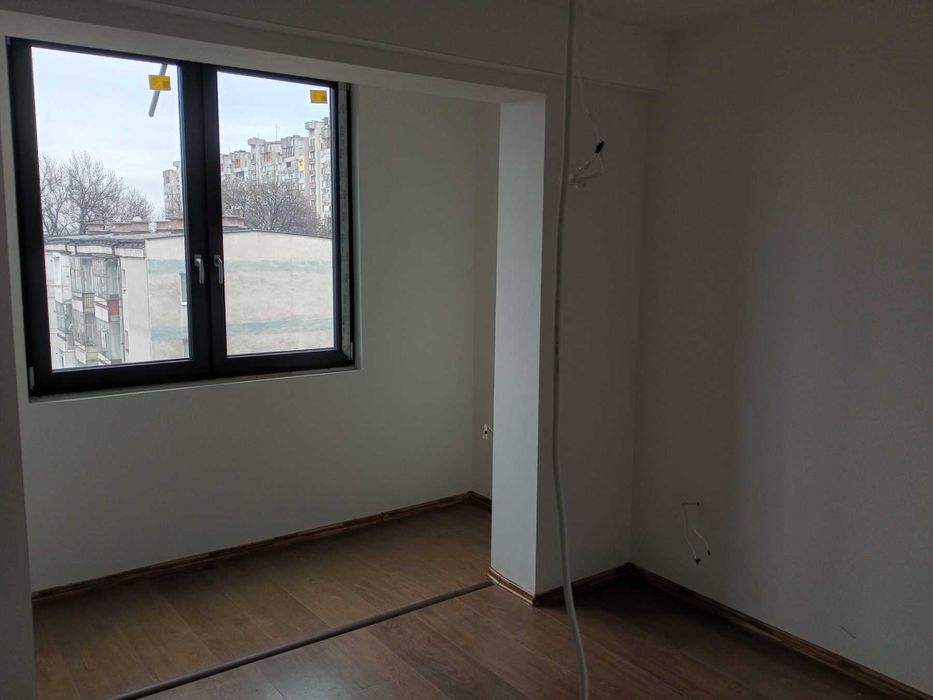 Продава се Четиристаен апартамент в Пловдив, Център - 92 кв.м за 900 €/кв.м - Снимка #20