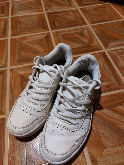 Кроссовки  Adidas женские