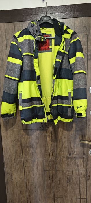 юнушеско яке "Protest"