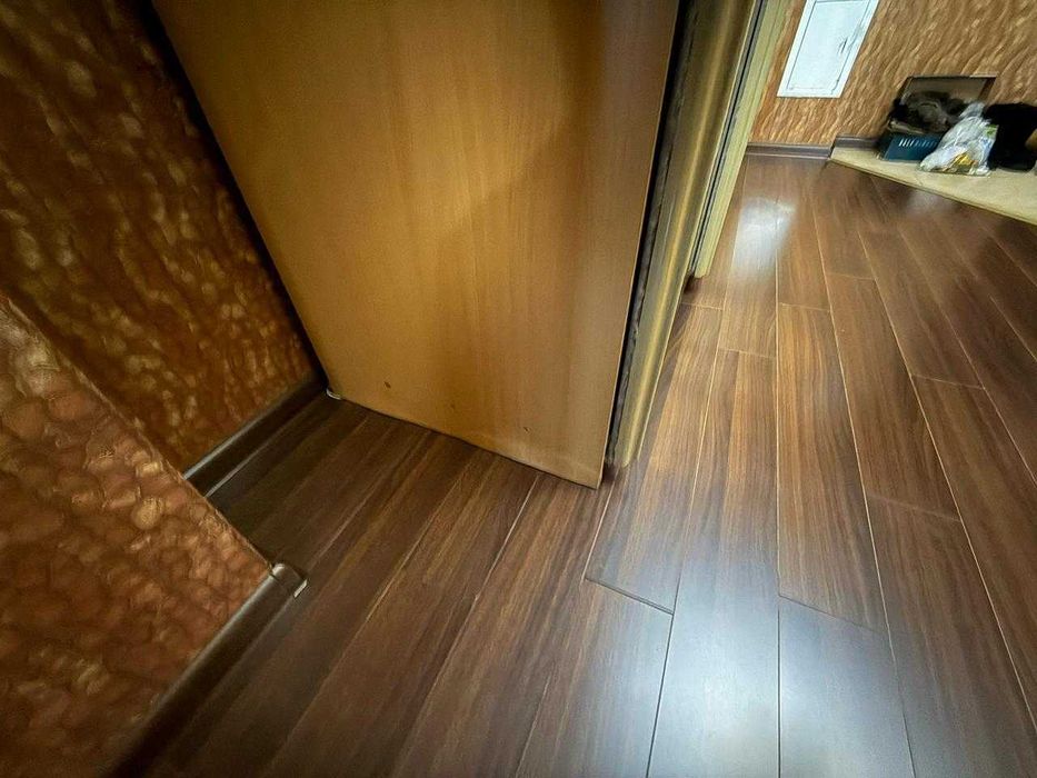 Шкаф-купе с зеркалом