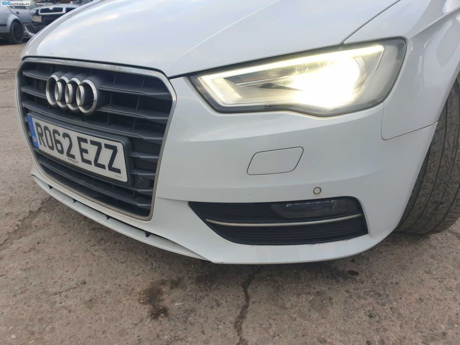 Bara Spoiler Fata Completa cu Locas Senzori Parcare si Grila cu Emblema Audi A3 8V NFL Non Facelift 2012 - 2016 Culoare LS9R [K3262]