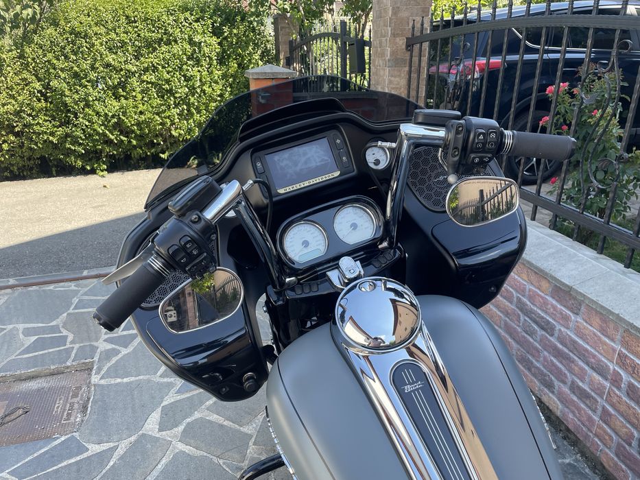 Harley Davidson Road Glide special