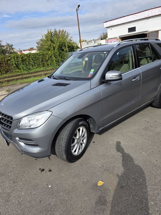 Mercedes ML250 2013 Climatronic/Scaune incalzite/Unic proprietar Ro