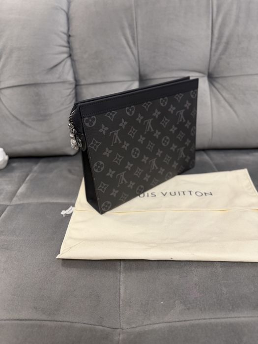 Louis Vuitton Pochette Voyage MM, calitate 1/1