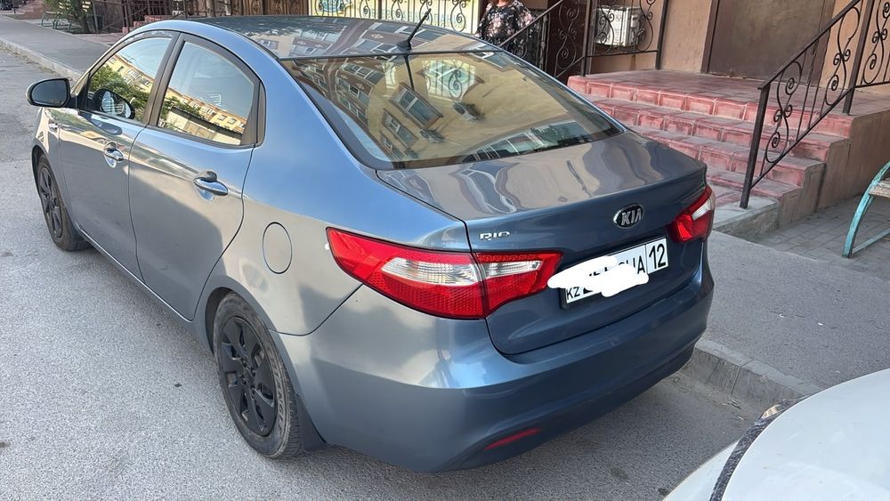 Автомобиль Кия Рио