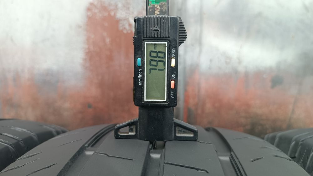 225/65/16 С Continental