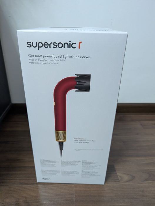 Uscator de par Dyson Supersonic r™ HD17 Straight+Wavy, Red Velvet / Gold, 1700 W, 4 setari de temperatura, 3 trepte de viteza