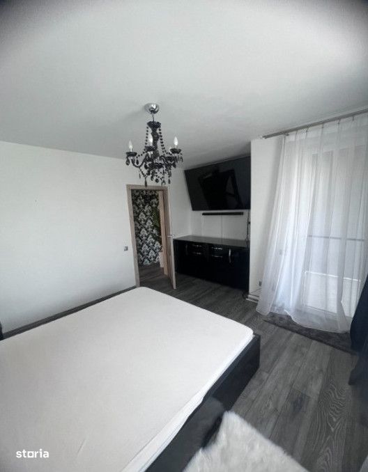 Casa de lux, mobilata complet, in imobil tip triplex, Floresti, Teilor