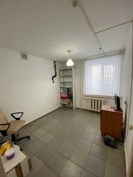 продается коммерческая обьект район 4 мкрн