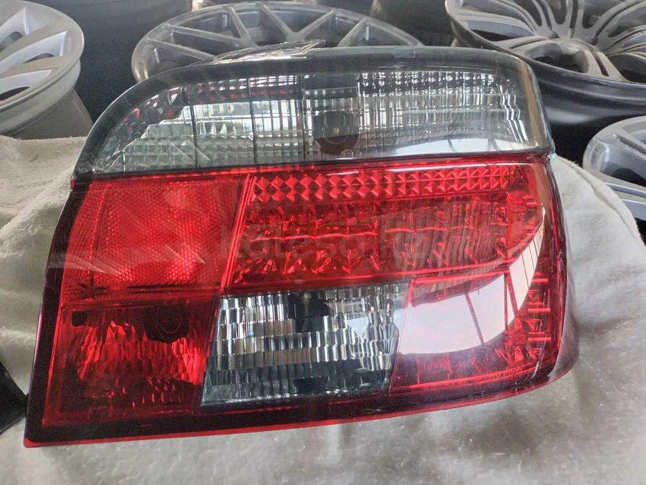 Фонари новые bmw e39