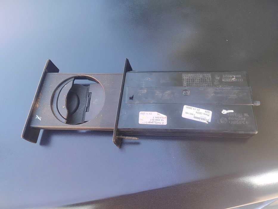 Cup holder bmw e60