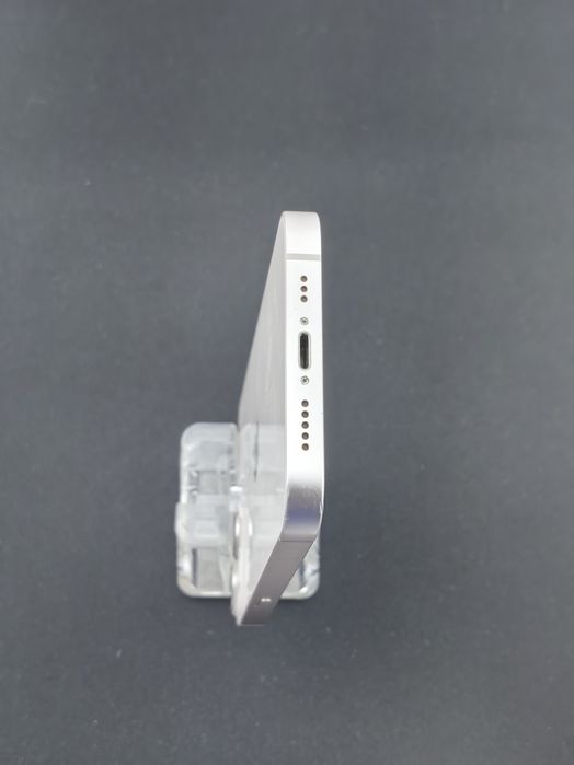 Apple iPhone 13 128 GB ID-xgq621