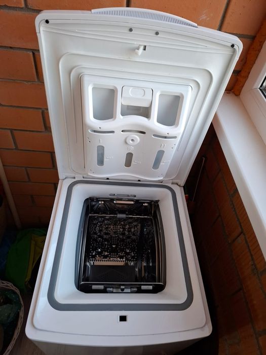 Продам машинку автомат "HANSA". Вертикальная загрузка.