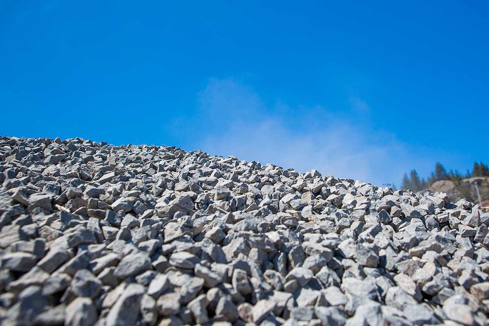 PIATRA CONCASATA, Balast, sort pietris nisip, ciment, fier OFERTE