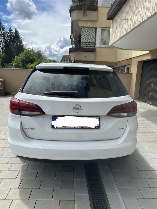 Opel Astra sports Touer 2016