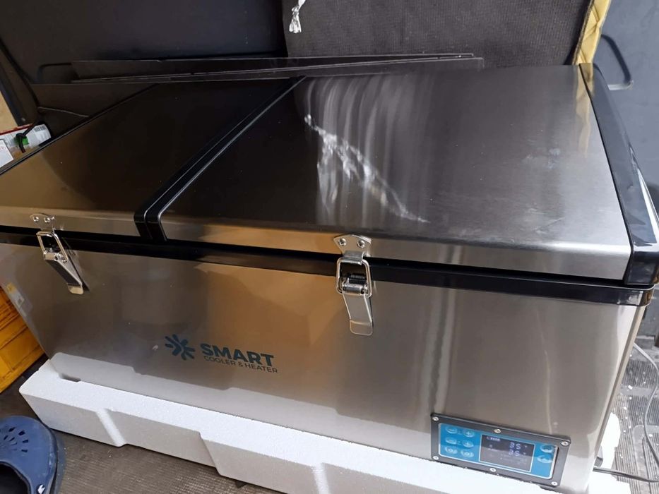 Frigider auto cu compresor  80 l