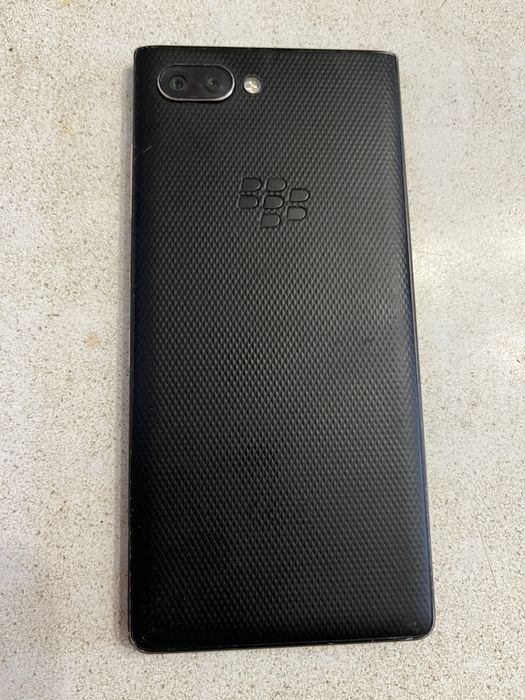 Продам Blackberry KEY2