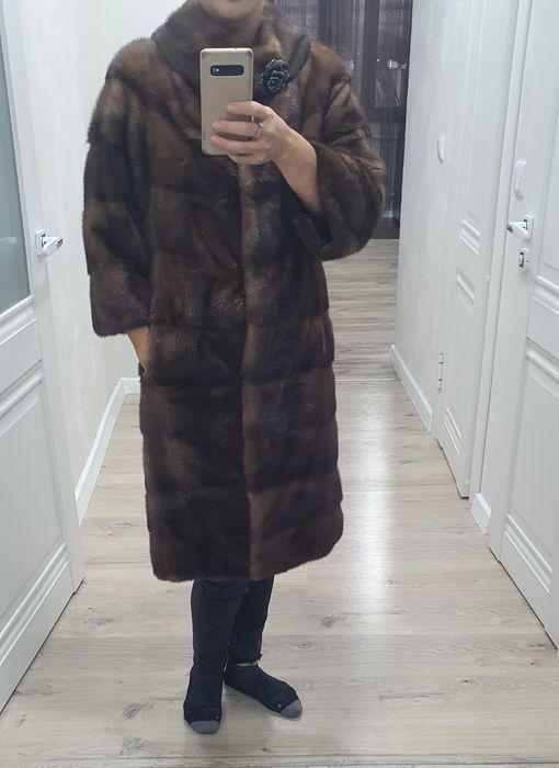 Продам шубу норковую