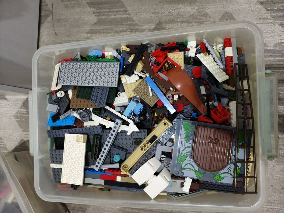Продам конструкторы LEGO