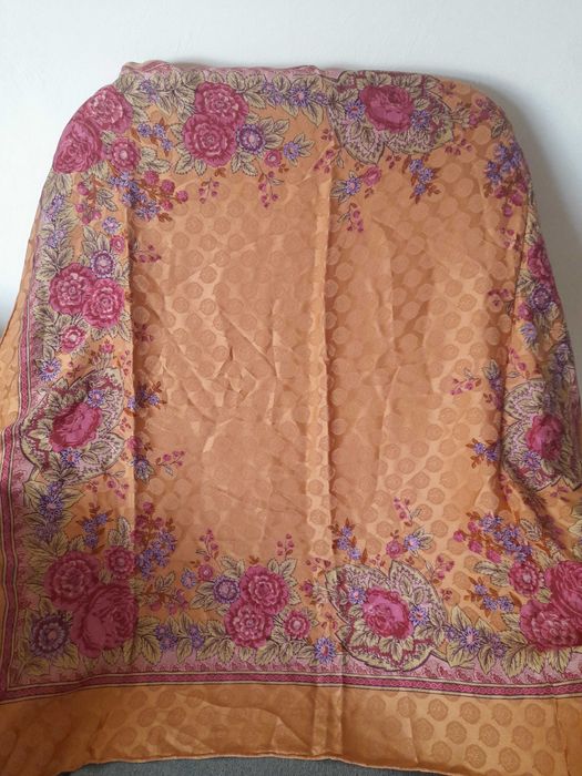 Esarfa Souleiado, mătase naturala, 65 lei