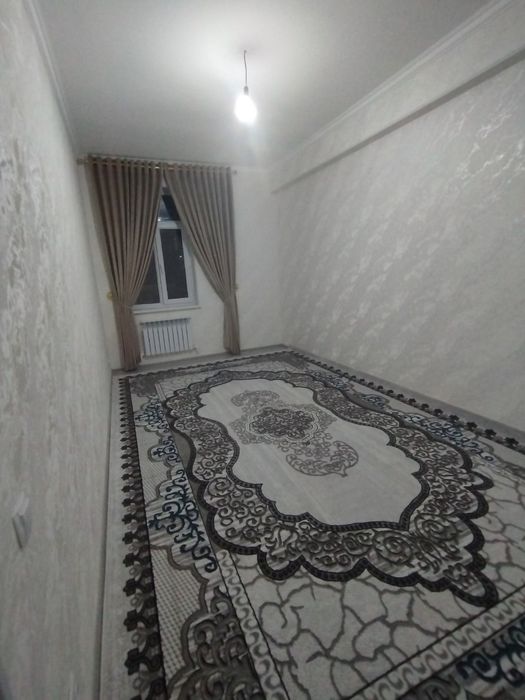 ЧИРЧИК ШАХРИДА И7жарага  квартира 10-микрорайода Жойлашган 2 хонали