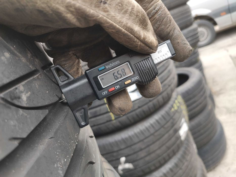 4бр Летни гуми 215 40 17 - Bridgestone