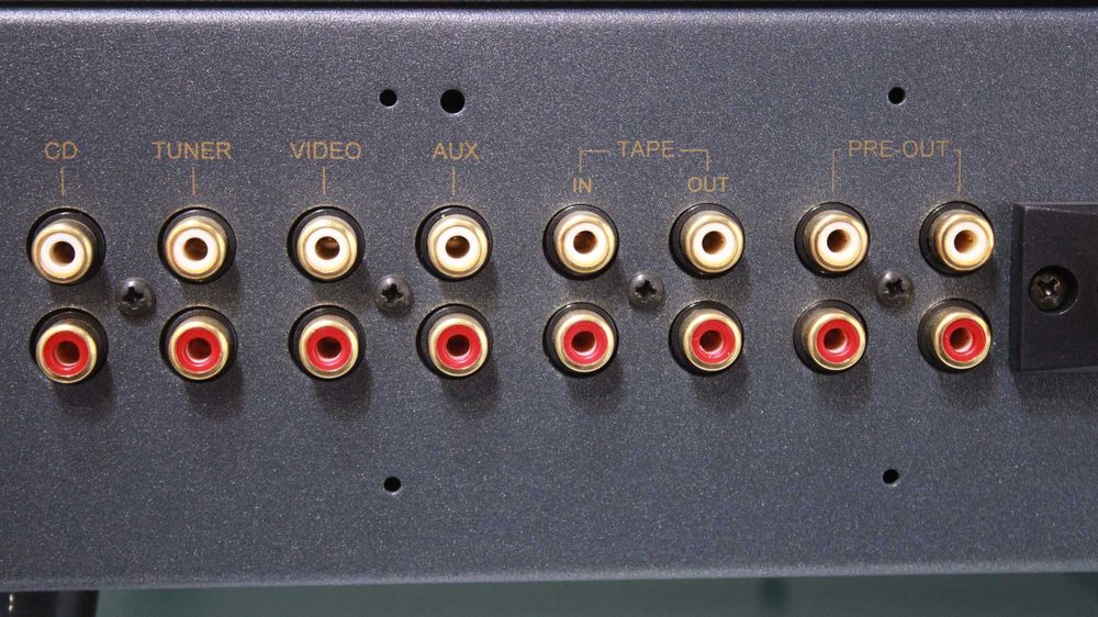 Amplificator/final Atoll IN50.