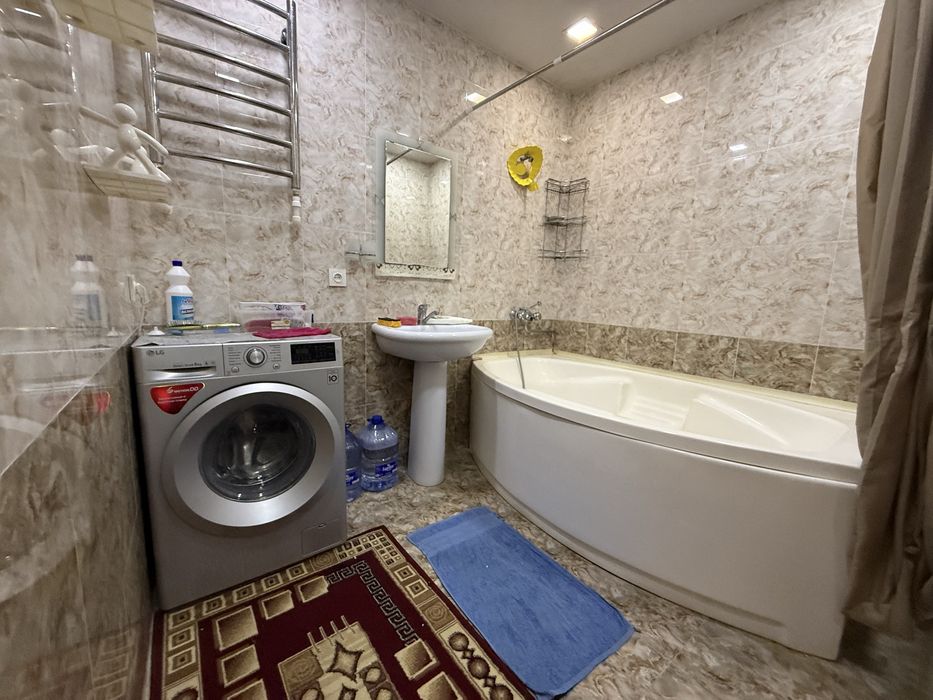 Срочно сдаётся квартира трёхкомнатную