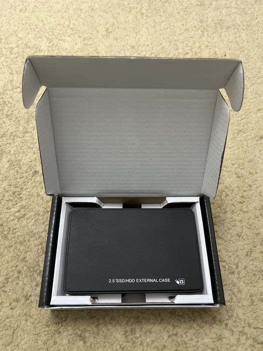 Внешний накопитель 2.5”HDD external case на 300 ГБ