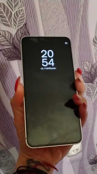 Samsung Galaxy S24 FE 256GB - Почти нов + аксесоари на стойност 370 лв