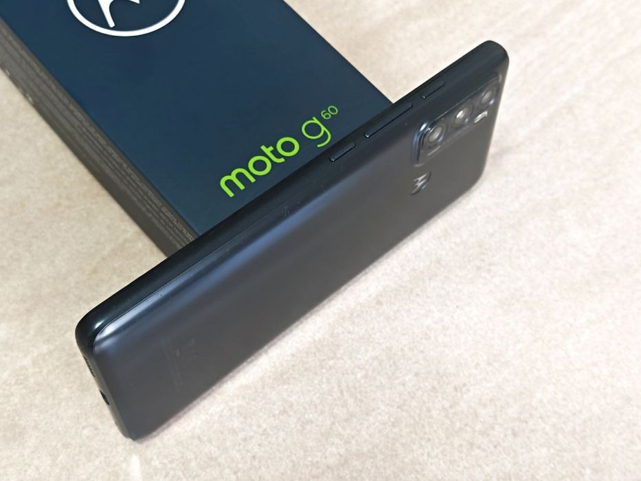 Telefon Motorola G60 6 GB ram 128 GB Baterie 6000 mAh Garantie 2 ani