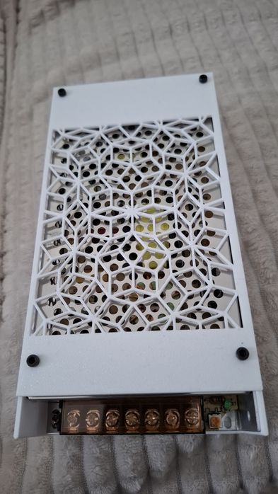 Surse 5v 150w și 5v 200w