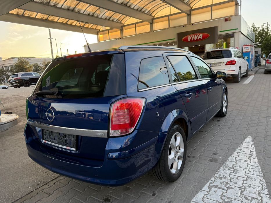 Opel Astra H Caravan 1.9 CDTI 150 CP