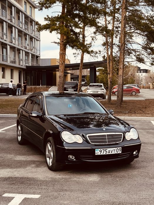 Mercedes c-klass w-203 ресталинг