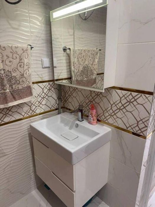 Дава се под наем Тристаен апартамент в Пловдив, Южен - 100 кв.м за 1020 € - Снимка #6