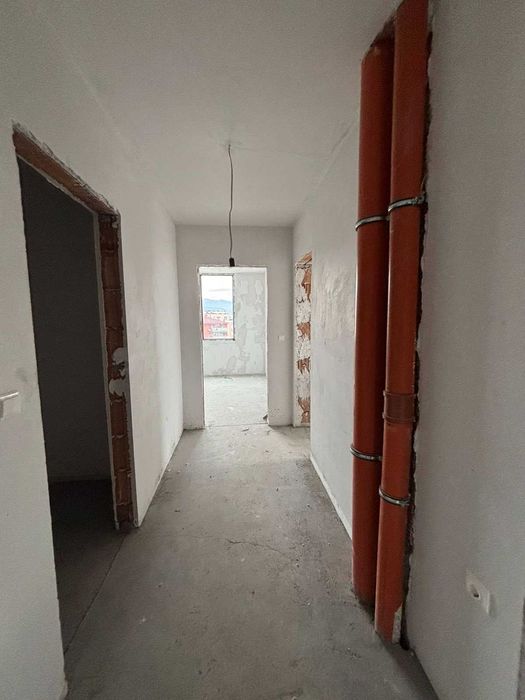 Продава се Четиристаен апартамент в Пловдив, Остромила - 180 кв.м за 666 €/кв.м - Снимка #12