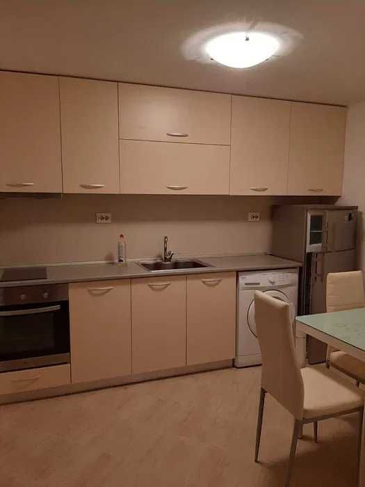 Дава се под наем Едностаен апартамент в Асеновград - 50 кв.м за 250 € - Снимка #1