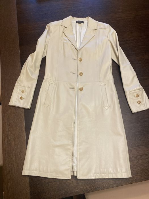 Елегантно кожено манто “Bruno Magli”