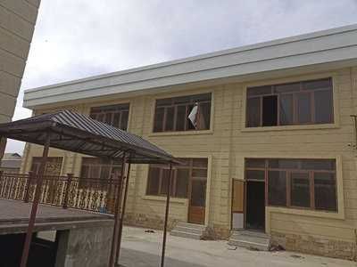 Savdo va maishiy xizmat ko`rsatish binosi