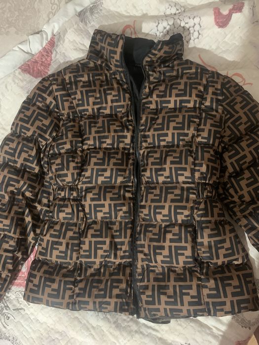 Куртка фенди 8500!!!